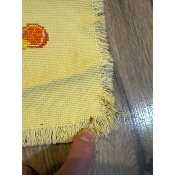 Set Of 2 Vintage Cross-Stitched Recipe Panels - Quiche Lorraine & Hot Spiced Tea - Picture 4 of 10